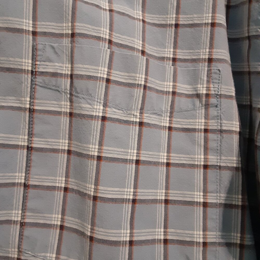 Old Navy Long Sleeve Button Down Shirt (Men’s XL) - Picture 6 of 7